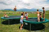 trampolina